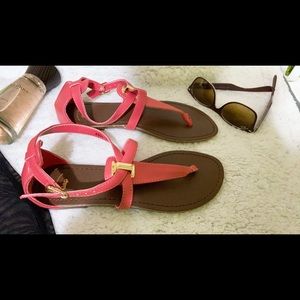 Women’s flat sandal from gap. Size 6